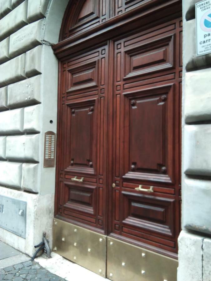 Sixty One Luxury Room Рим Екстер'єр фото